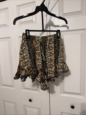 Floral Ruffle Shorts - Cream with Teal & Brown